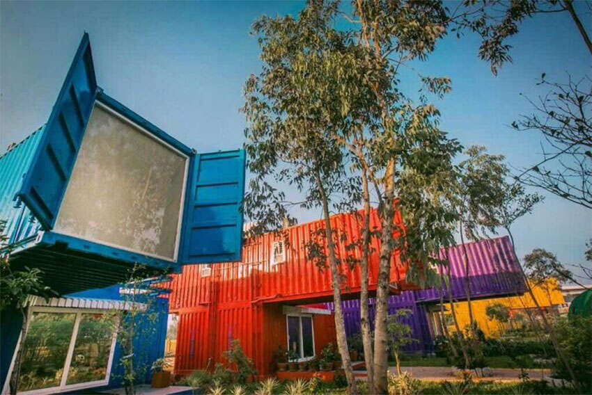 ഏവരെയും അമ്പരപ്പിക്കാന്‍ തയ്യാറെടുത്ത് എആര്‍ റഹ്മാന്‍ സ്റ്റുഡിയോ; ചിത്രങ്ങള്‍ കാണാം