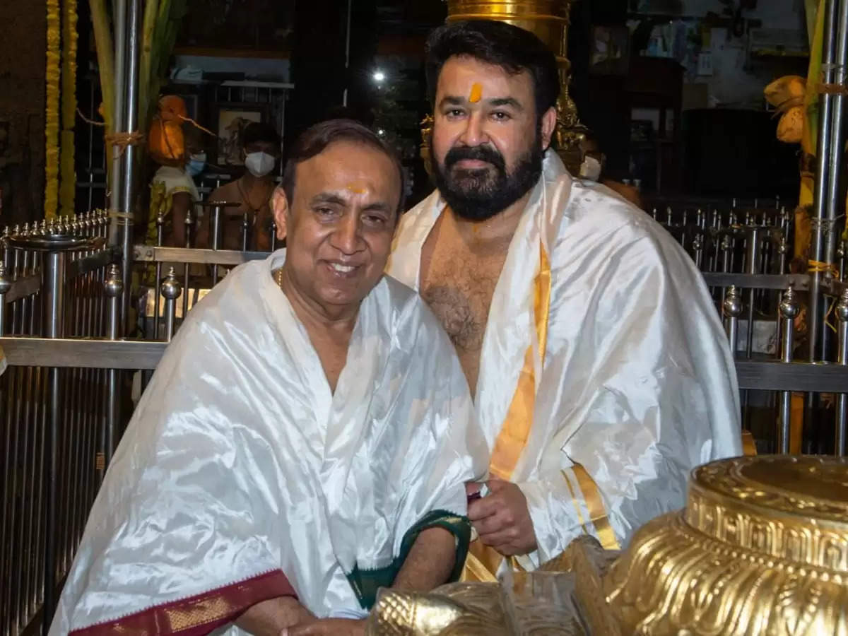 Mohanlal and Ravi Pillai